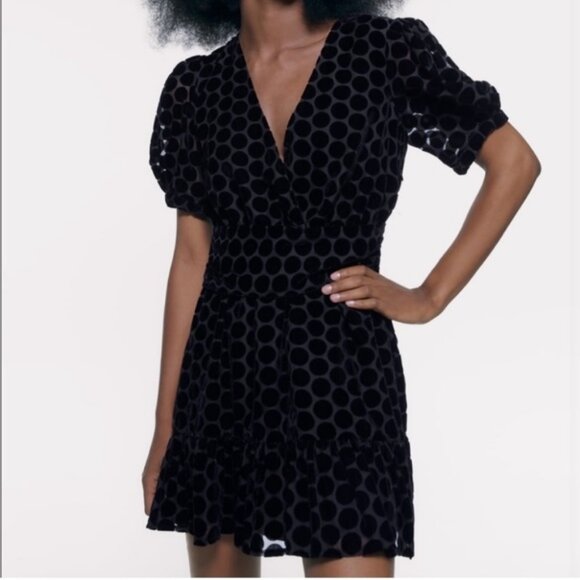 Zara Velvet Polka Dot Mini Dress With Puff Sleeves Size Small - Picture 1 of 10